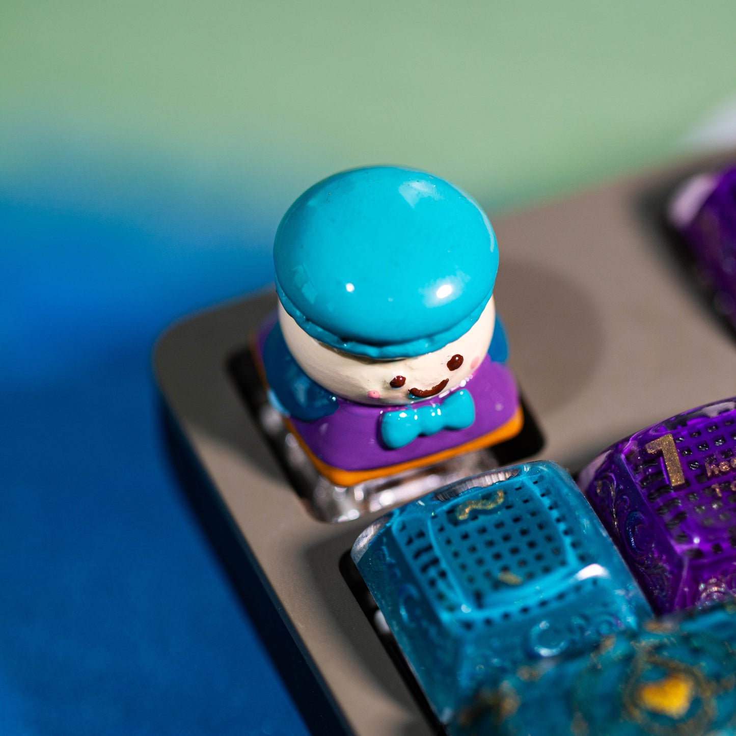 Blueberry Scholar · Handmade Resin Artisan Keycap
