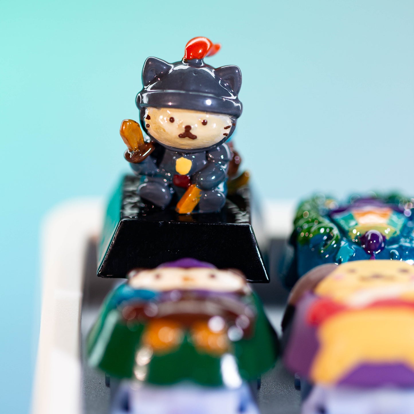 Samurai Cat Guardian · Handmade Resin Artisan Keycap