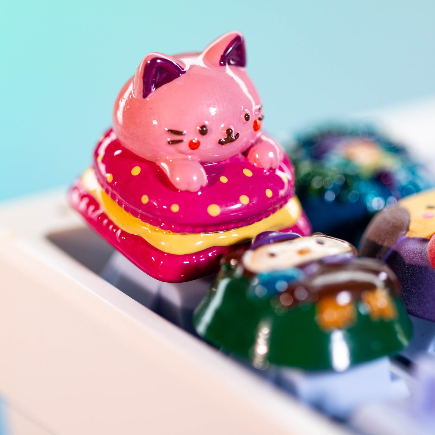 MeowBurger Delight · Handmade Resin Artisan Keycap