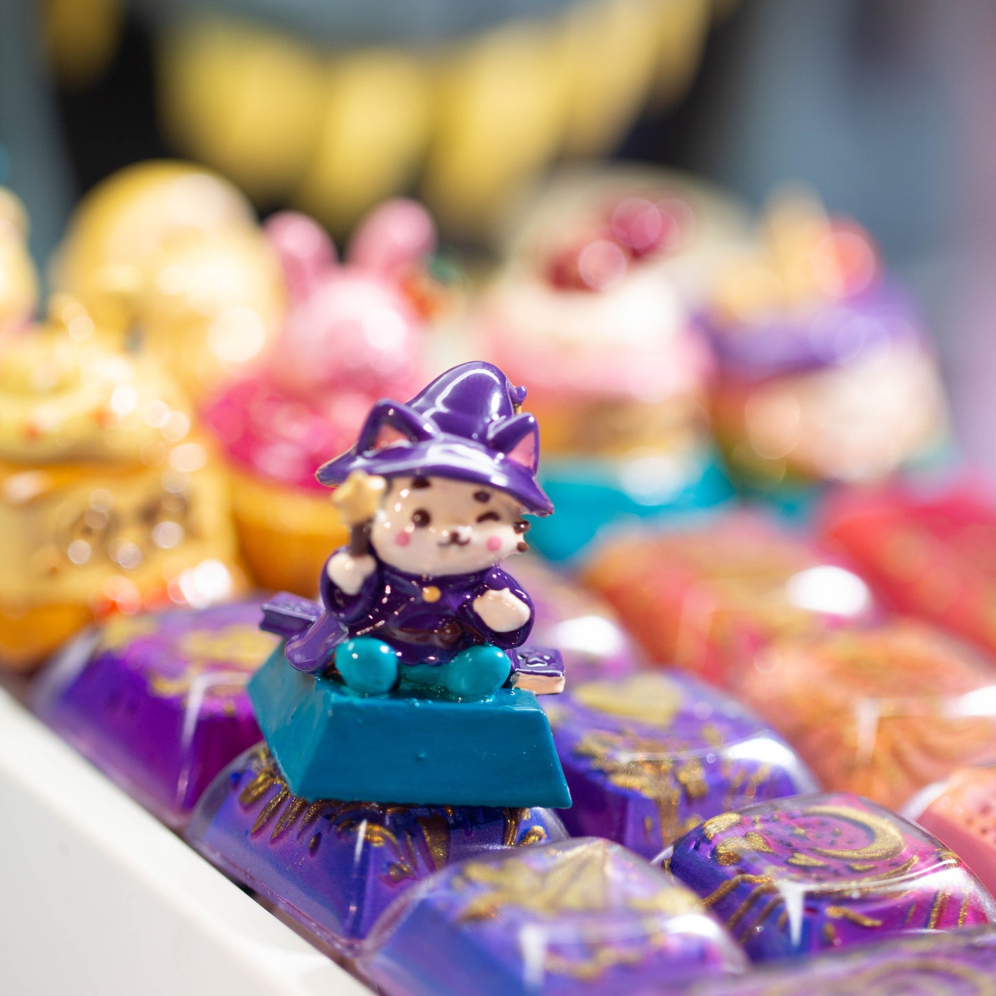 Wizard Cat Delight · Handmade Resin Artisan Keycap